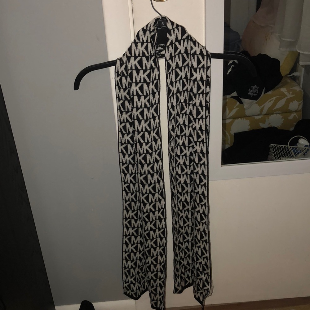 Michael Kors Scarf